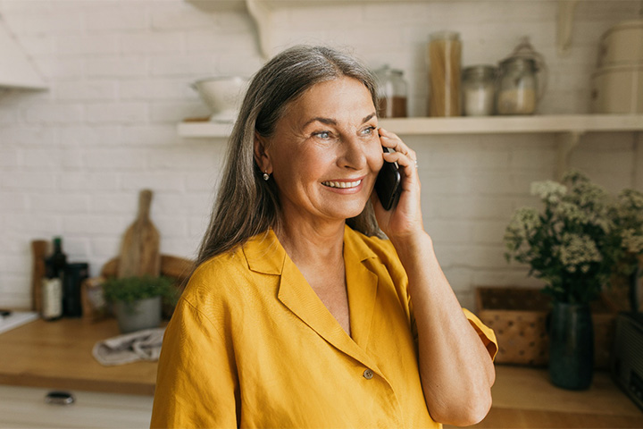 Woman talking on the phone.